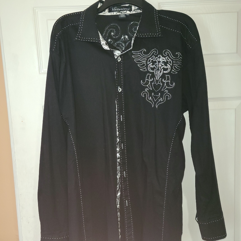 Mens studded Victorious black shirt 2xl